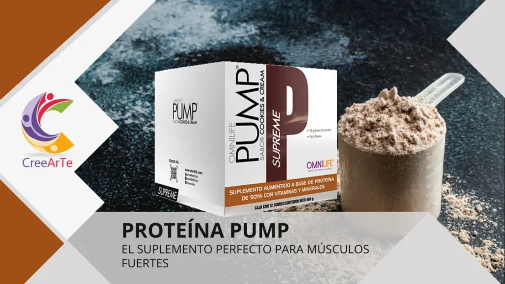 Caja de Proteína Pump de Omnilife junto a un scoop de polvo de proteína.