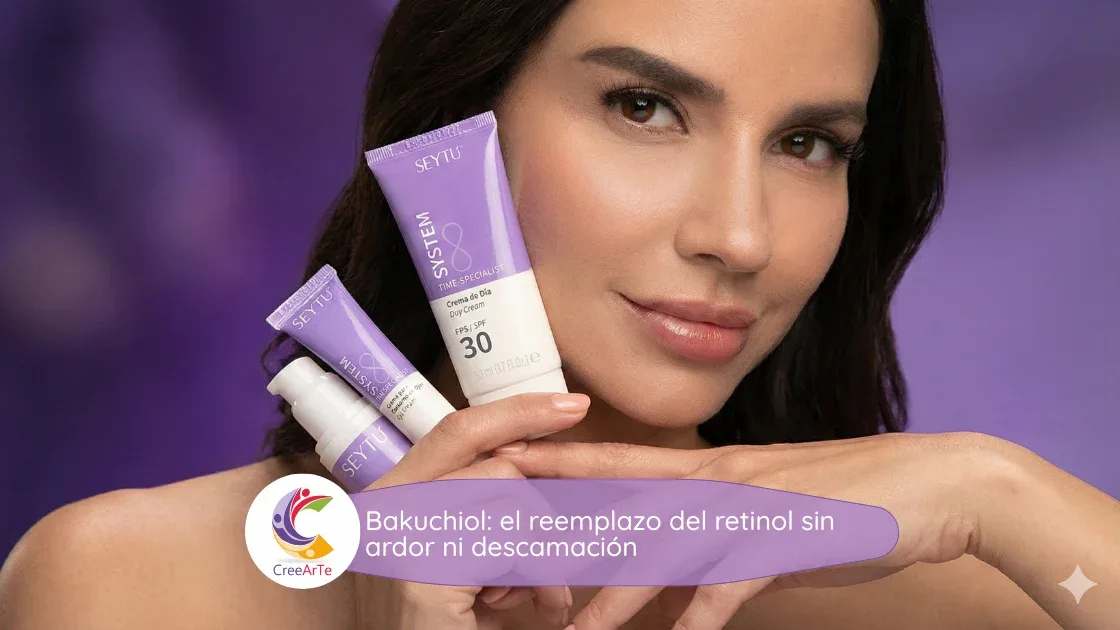 Mujer sosteniendo productos SeyTú de la línea Time-Specialist en fondo morado, para rutina facial con bakuchiol.